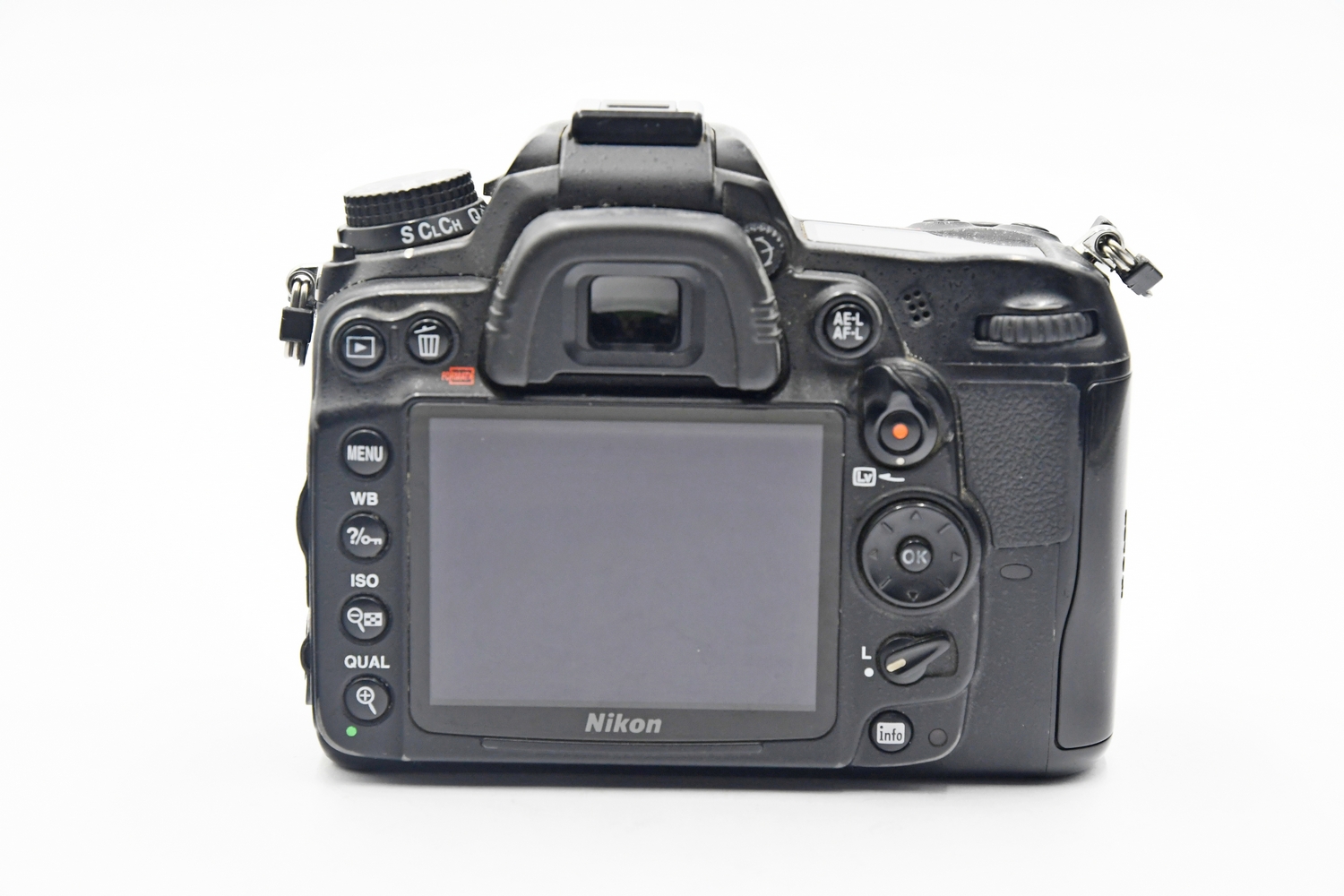 Зеркальный фотоаппарат Nikon D7000 Body (состояние 4-) (б/у)