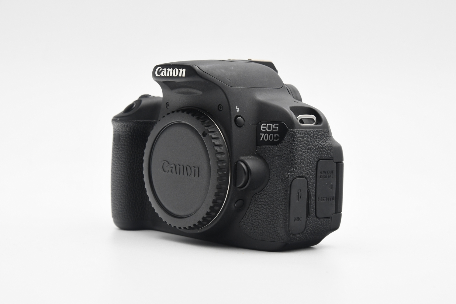 Зеркальный фотоаппарат Canon EOS 700D Body (состояние 4) (б/у)