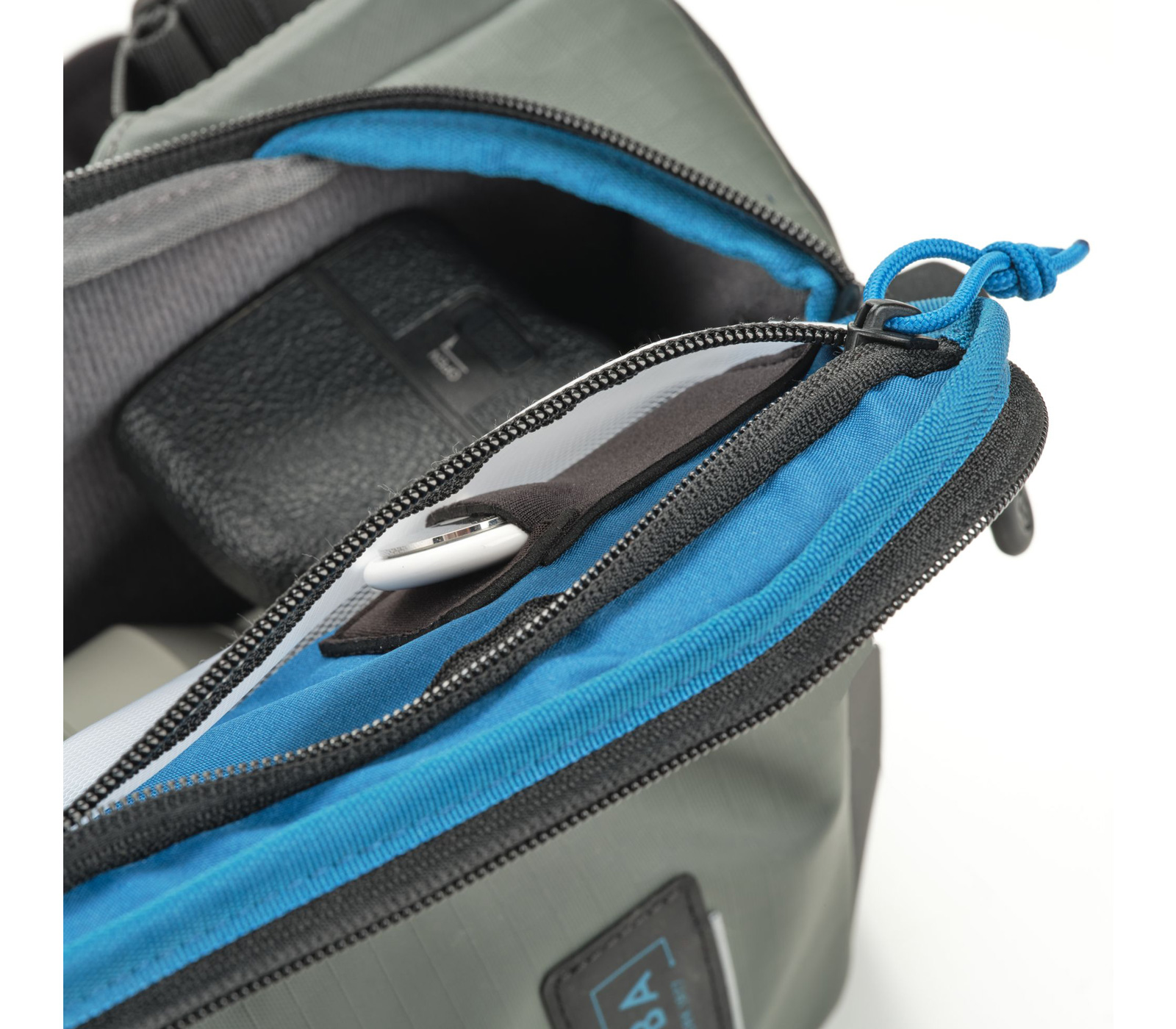 Рюкзак-слинг Tenba Solstice v2 Sling Bag 16 серый