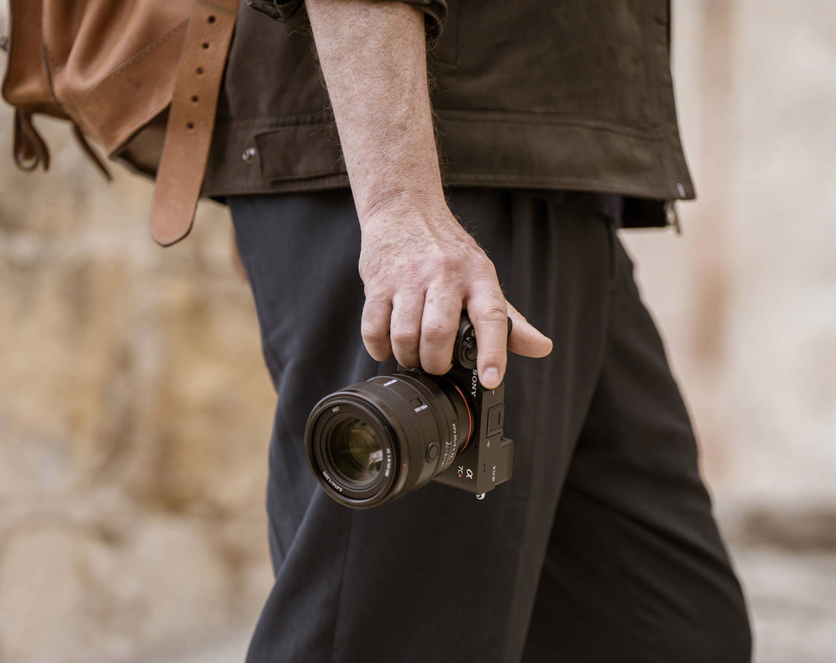 Беззеркальный фотоаппарат Sony a7CR Body, черный