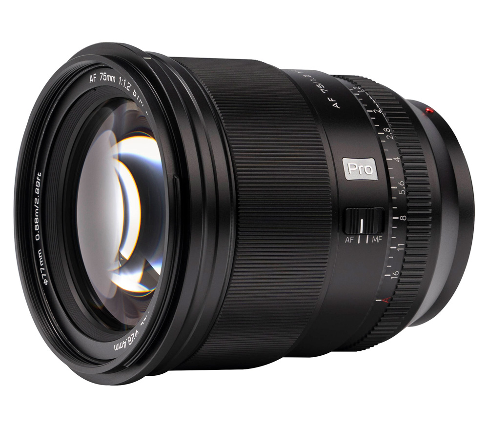 Объектив Viltrox AF 75mm f/1.2 Fujifilm X-mount