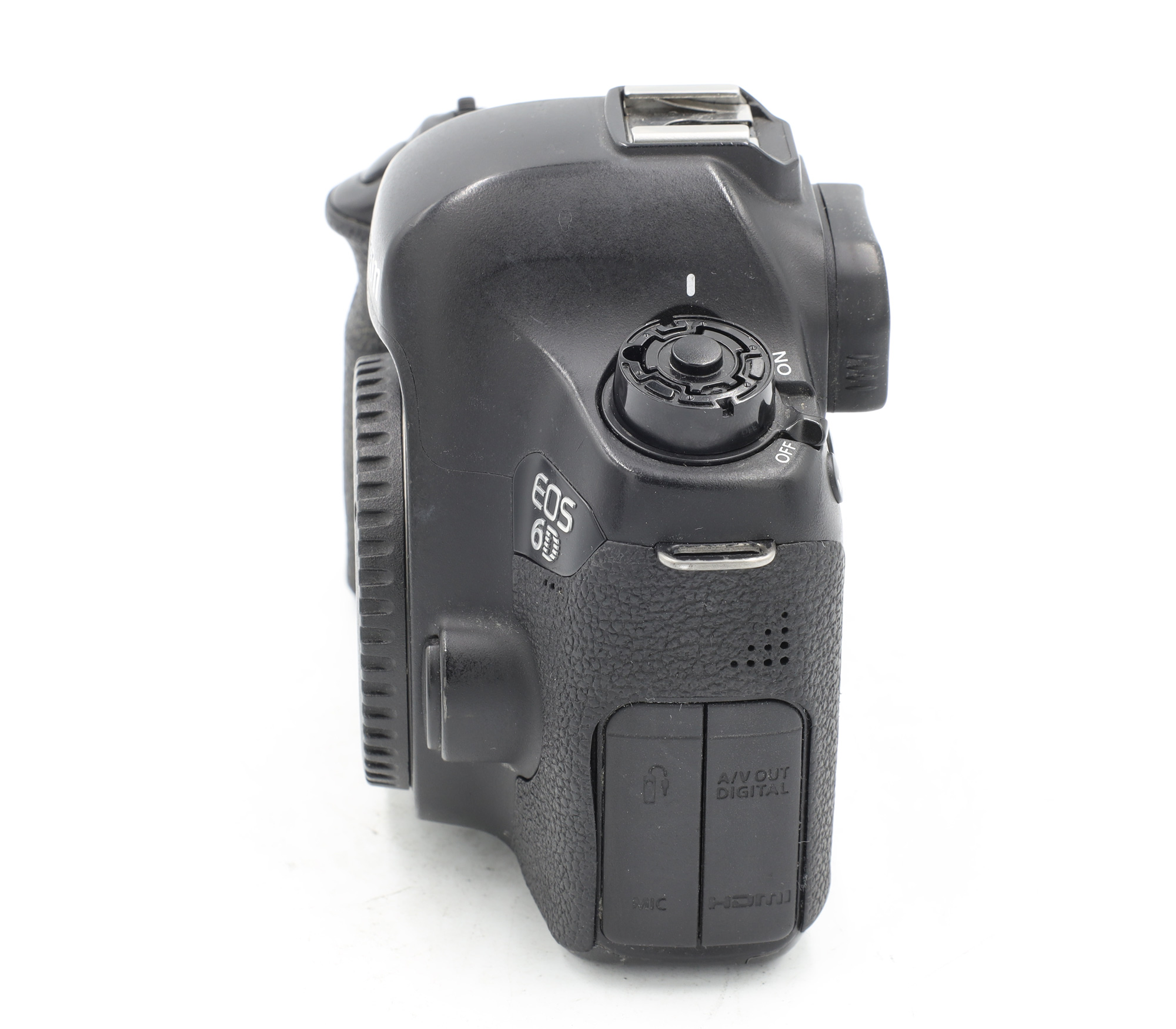 Зеркальный фотоаппарат Canon EOS 6D Body (состояние 4-) (б/у)