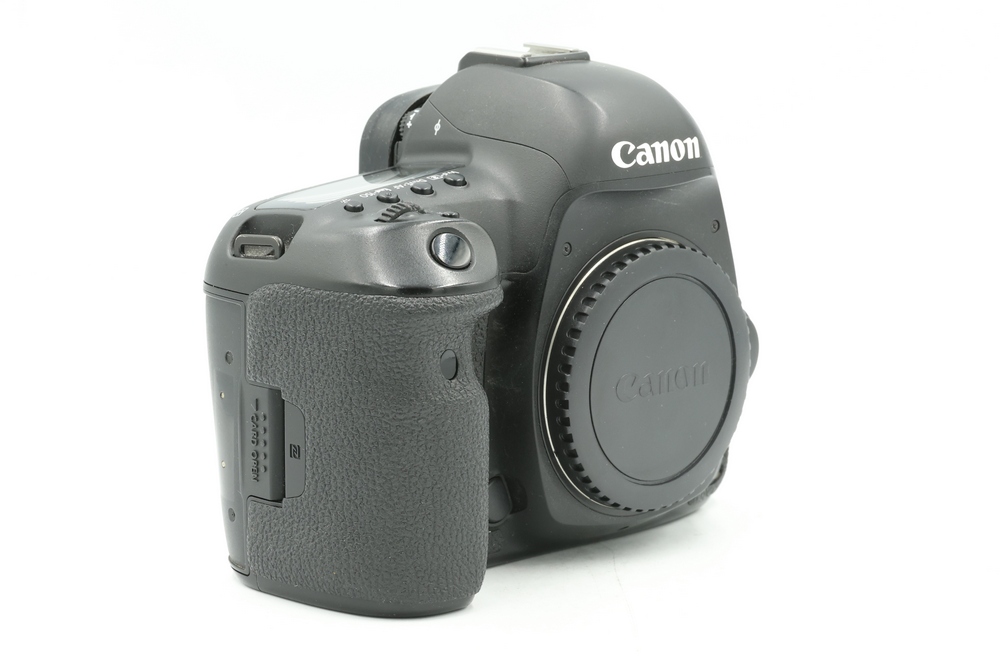 Зеркальный фотоаппарат Canon EOS 5D Mark IV Body (состояние 4) (б/у)