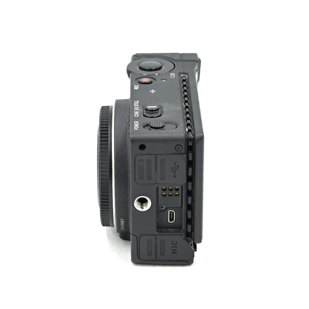 Беззеркальный фотоаппарат Sigma fp Body (состояние 5-) (б/у)