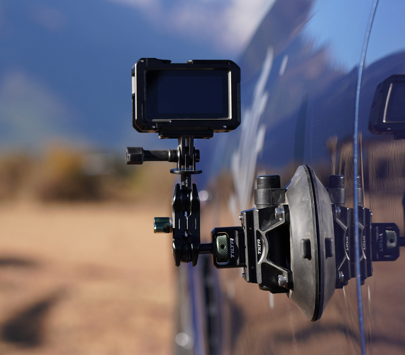 Присоска Tilta Universal Suction Cup 4.5" with Mounting Bracket