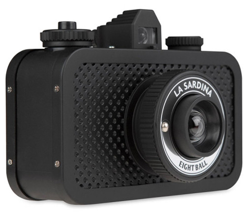 Плёночный фотоаппарат Lomography La Sardina 8-ball