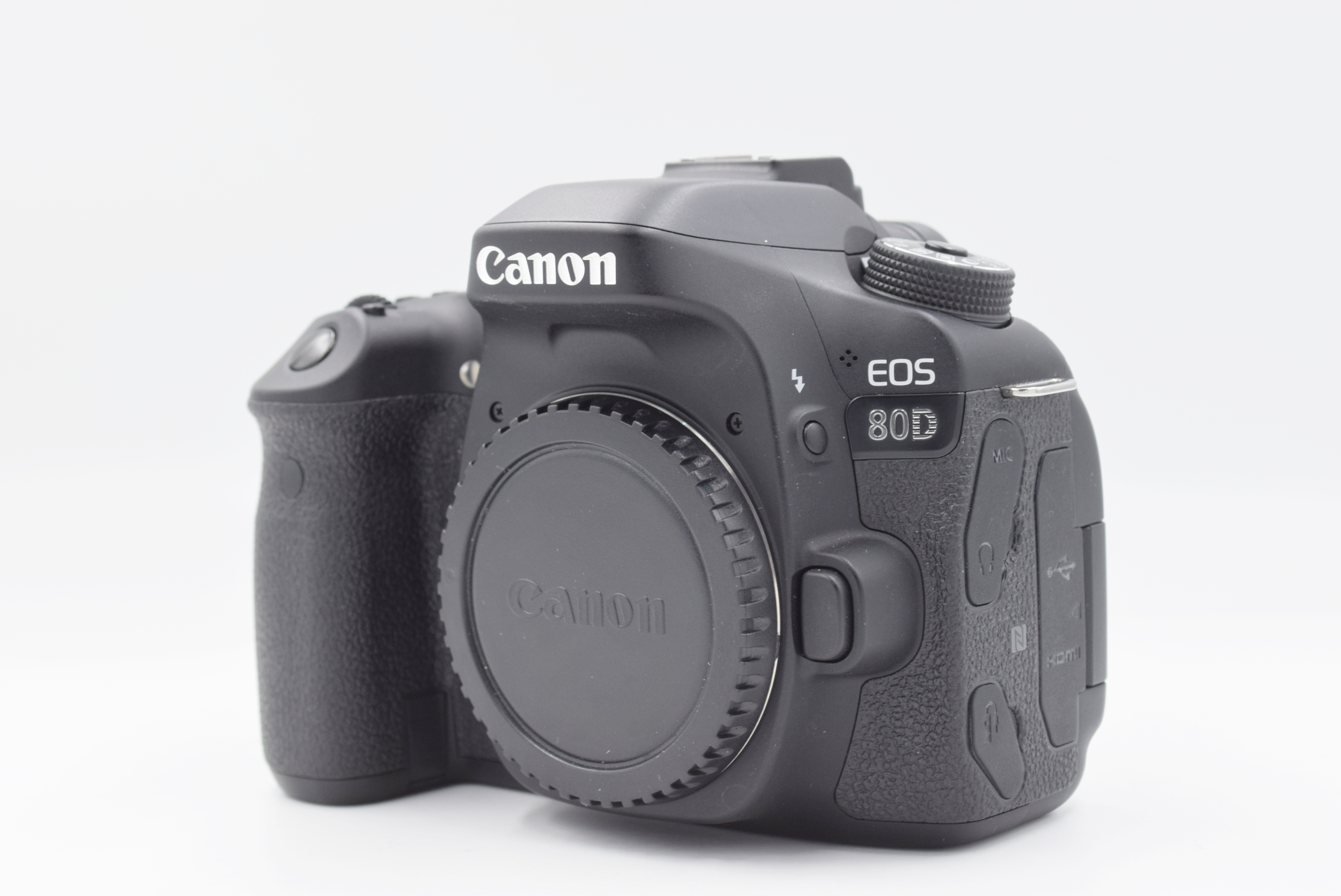 Зеркальный фотоаппарат Canon EOS 80D Body (состояние 5) (б/у)