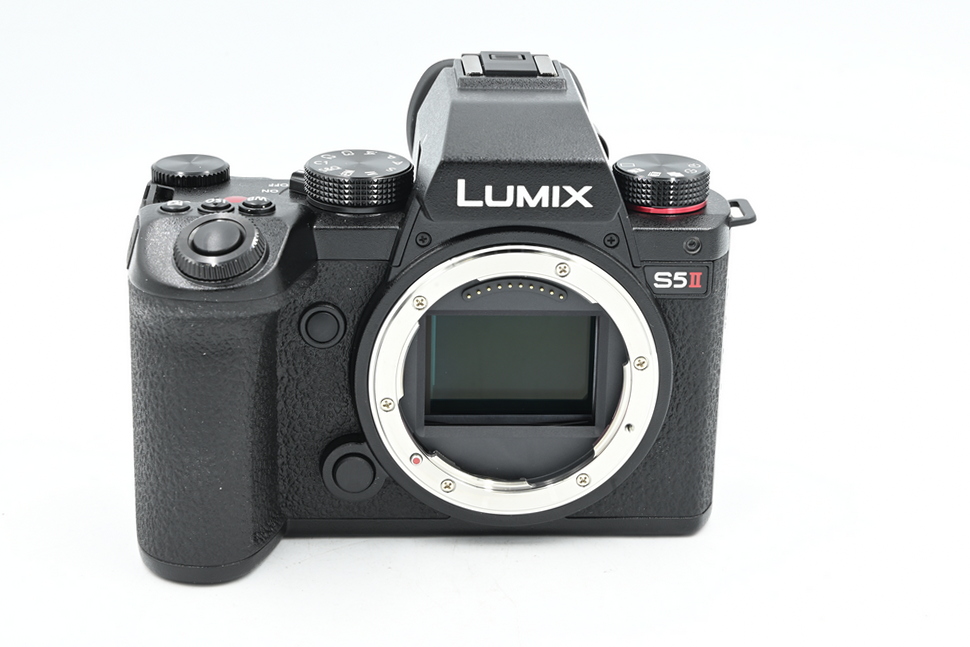 Беззеркальный фотоаппарат Panasonic Lumix S5 Mark II Body, англ. меню (состояние 5) (б/у)