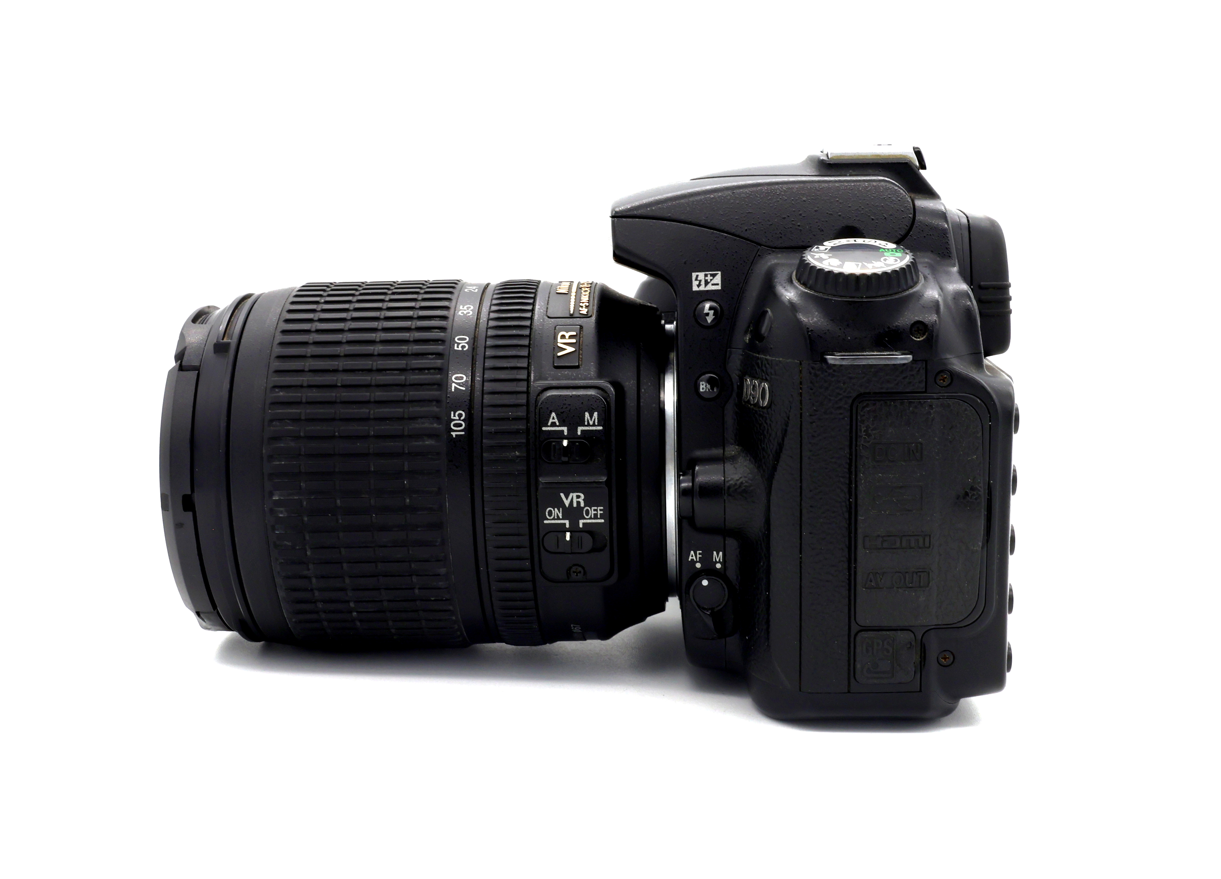 Зеркальный фотоаппарат Nikon D90 Kit AF-S 18-105mm f/3.5-5.6G ED VR DX (состояние 4) (б/у)