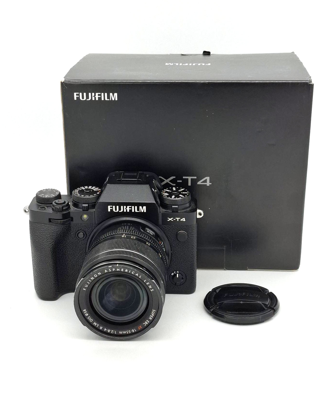 Беззеркальный фотоаппарат Fujifilm X-T4 Kit XF 18-55mm, черный (состояние 4) (б/у)