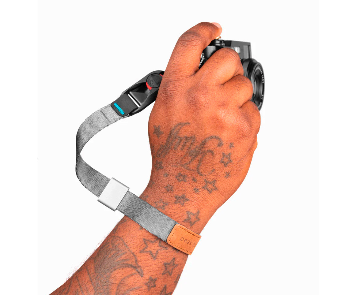 Ремень на запястье Peak Design Cuff, серебристый (Ash)