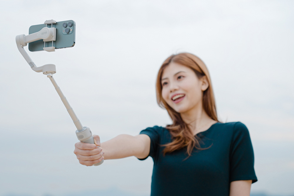 Стабилизатор Zhiyun Smooth-Q4 Combo, электронный, для смартфонов