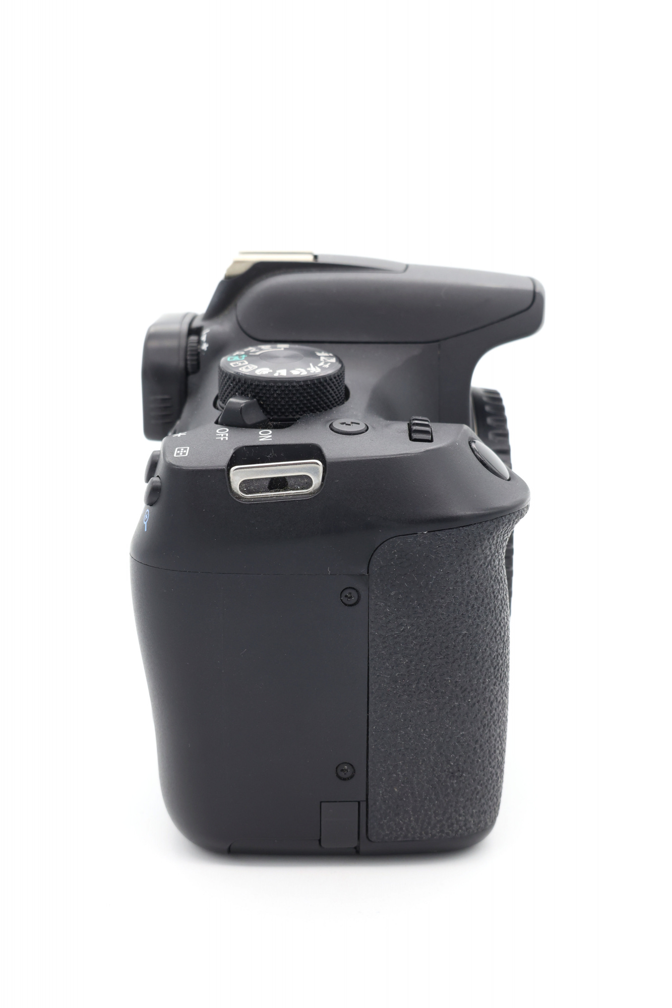 Зеркальный фотоаппарат Canon EOS 1300D Body (состояние 4) (б/у)