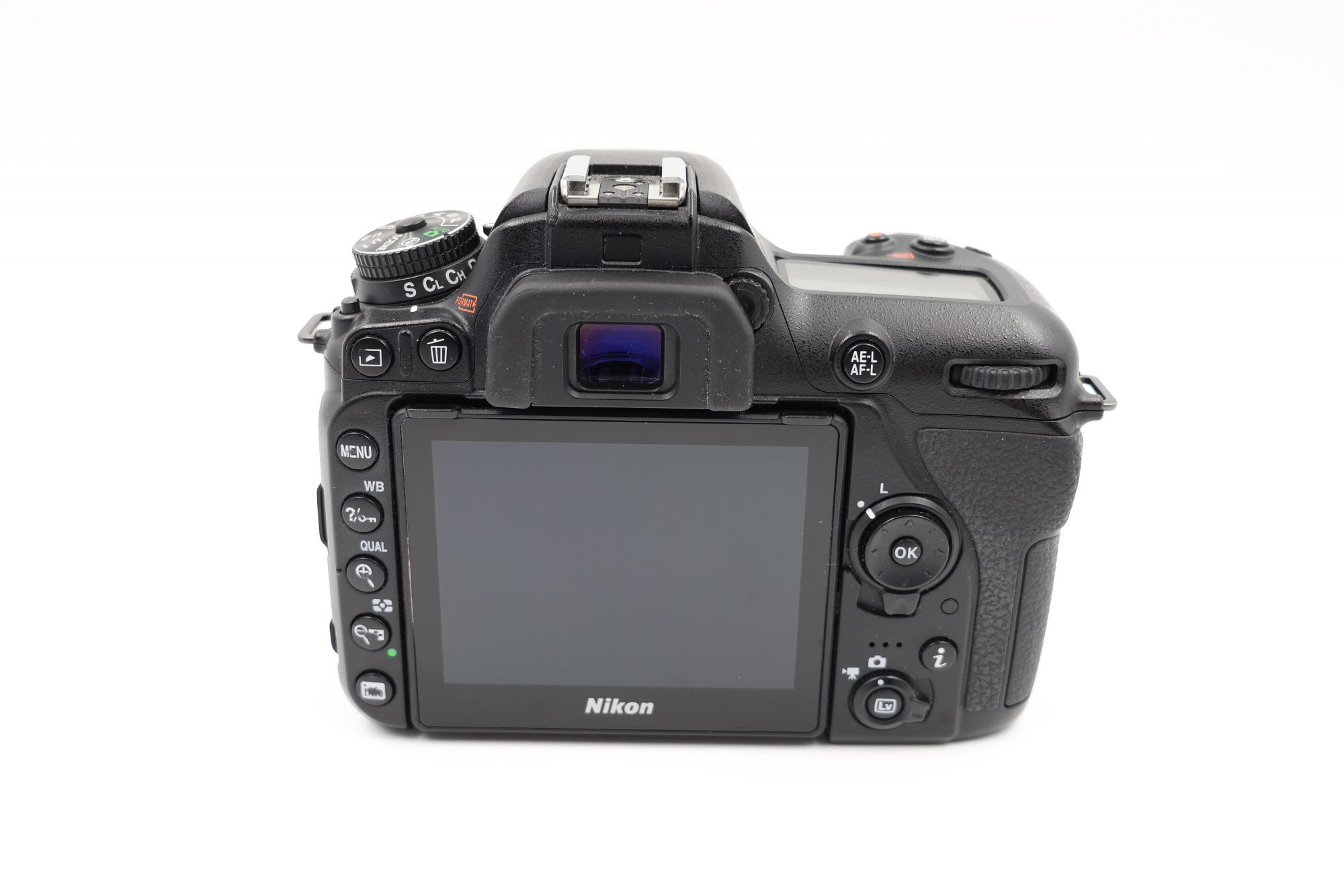 Зеркальный фотоаппарат Nikon D7500 Body (состояние 4) (б/у)