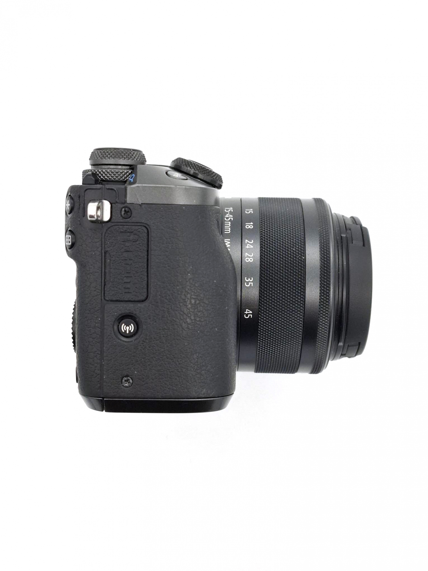Беззеркальный фотоаппарат Canon EOS M6 Kit Silver 15-45mm f/3.5-6.3 IS STM (состояние 5-) (б/у)