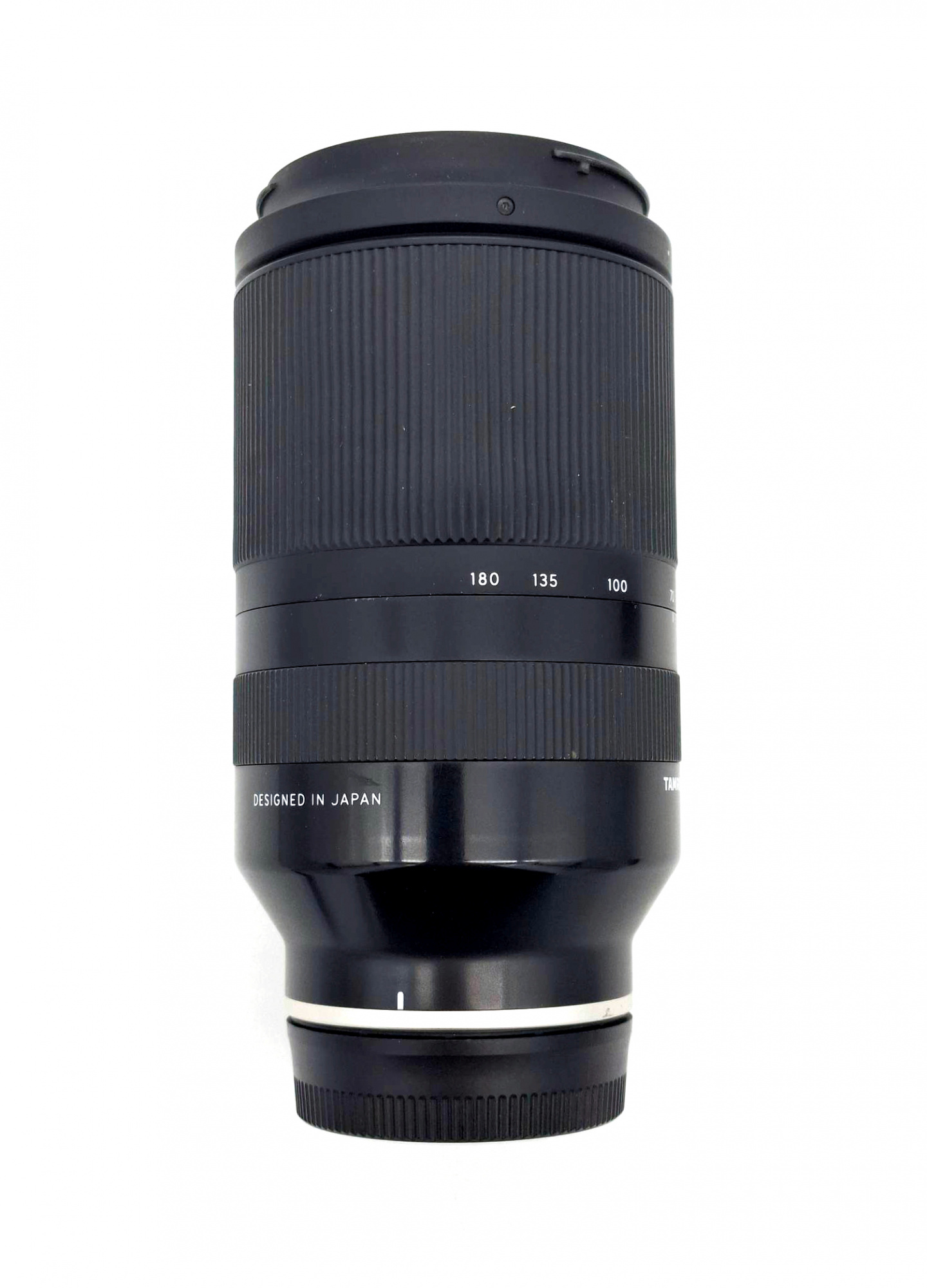 Объектив Tamron 70-180mm f/2.8 Di III VXD Sony FE - c.н.006104 (состояние 4-) (б/у)