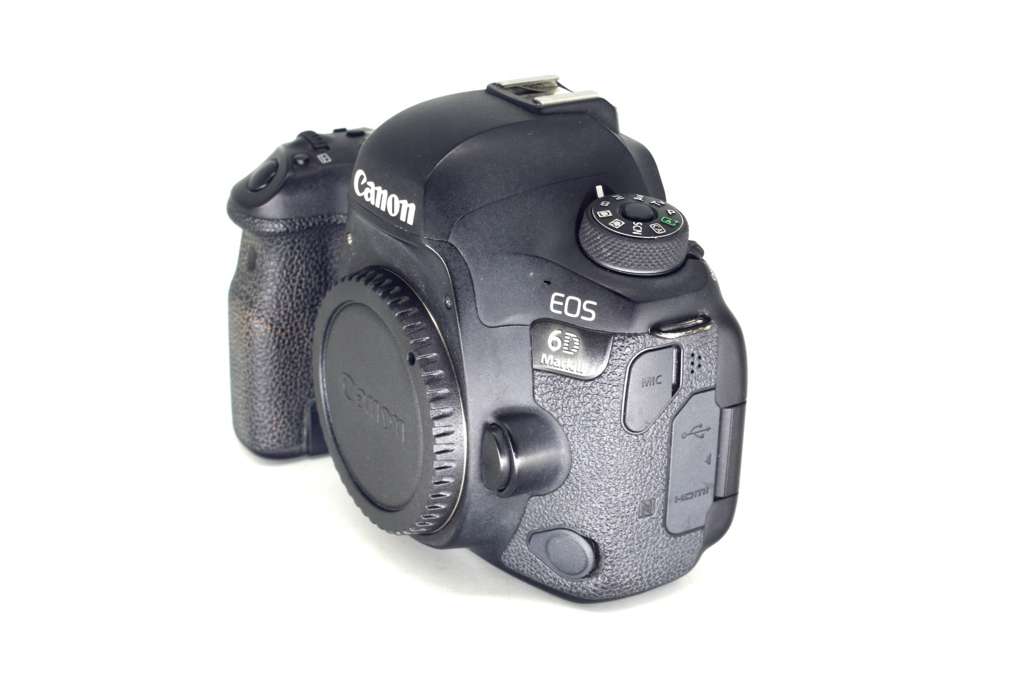 Зеркальный фотоаппарат Canon EOS 6D Mark II Body (состояние 4-) (б/у)