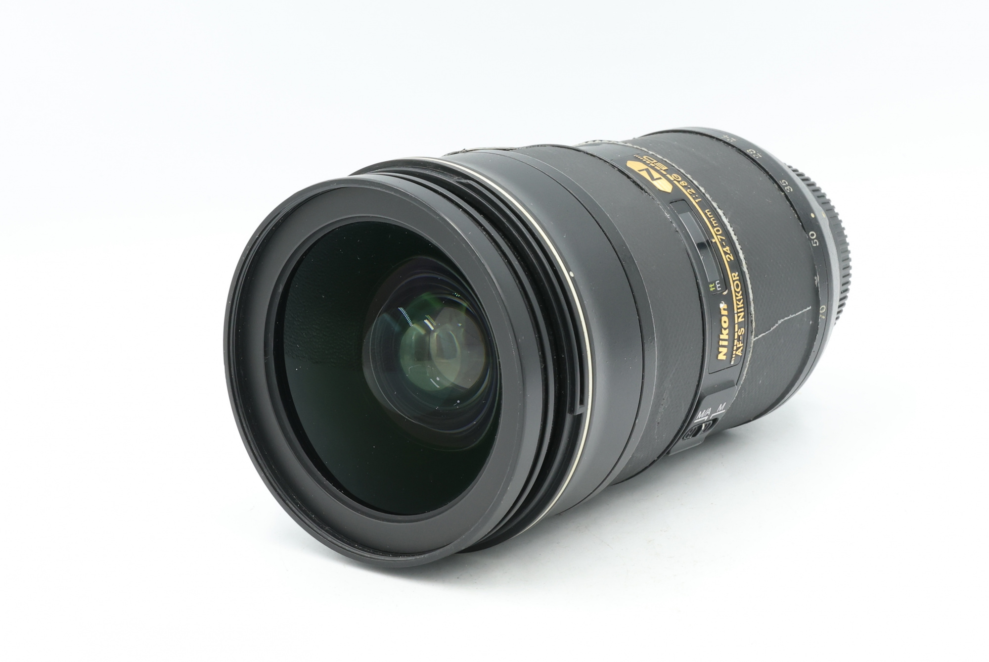 Объектив Nikon AF-S 24-70mm f/2.8G ED  - с.н. 889332 (состояние 3) (б/у)