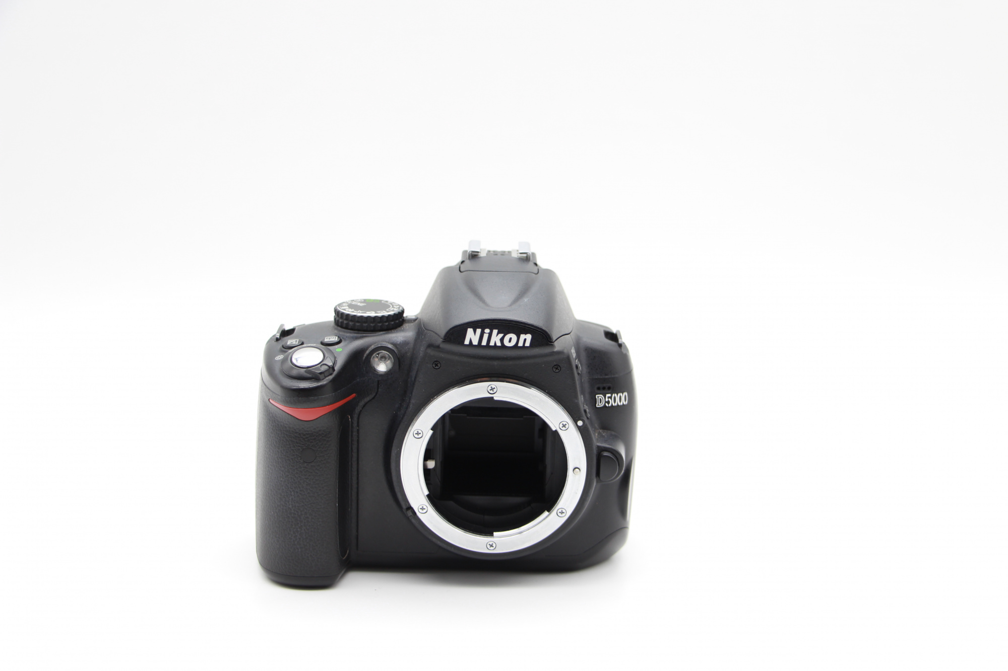 Зеркальный фотоаппарат Nikon D5000 Body (состояние 4) (б/у)